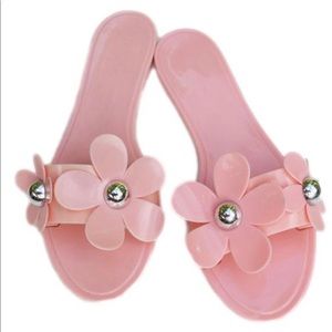 Lia Pink Daisy Jelly Flip Flops